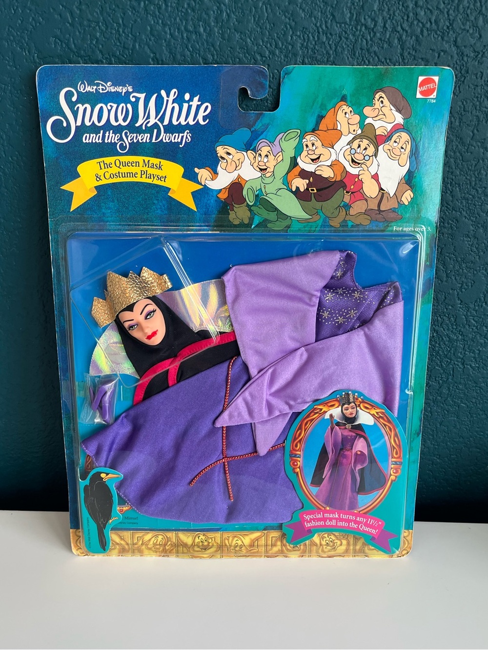 1992 Mattel Disney's Snow White & the Seven Dwarfs The Queen Mask & Costume
